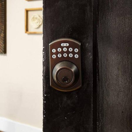 Elegant And Historic Getaway Close To Everything Oklahoma City Eksteriør bilde